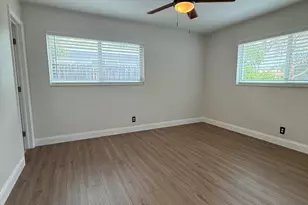 909 NE 10th Ave, Pompano Beach, FL 33060 - Photo 9