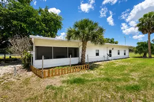 482 Palmetto Ave, Palmdale, FL 33935 - Photo 1