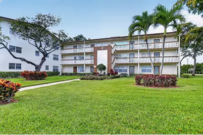 415 Mansfield #J, Boca Raton, FL 33434 - Photo 1