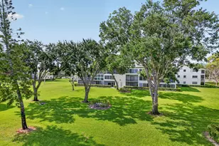 415 Mansfield, Boca Raton, FL 33434 - Photo 3