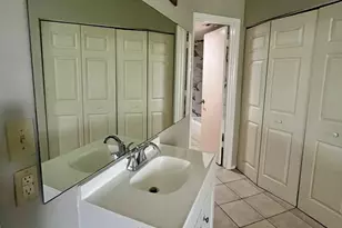 1537 SE Royal Green Cir, Port Saint Lucie, FL 34952 - Photo 9