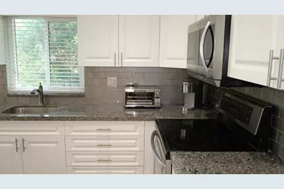 13817 Royal Palm Court #B, Delray Beach, FL 33484 - Photo 9