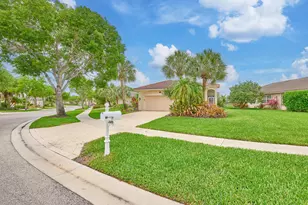 2649 Clipper Cir, West Palm Beach, FL 33411 - Photo 7