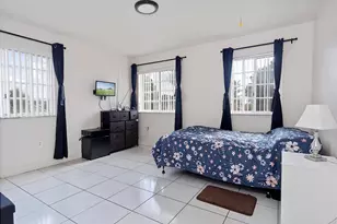 700 SE 9th Ct, Hialeah, FL 33010 - Photo 35