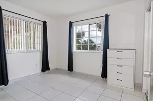 700 SE 9th Ct, Hialeah, FL 33010 - Photo 31