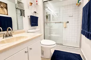 20301 W Country Club Dr, Aventura, FL 33180 - Photo 11