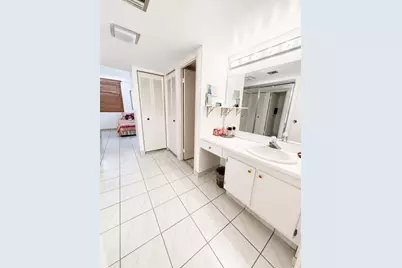 20301 W Country Club Drive #329, Aventura, FL 33180 - Photo 9
