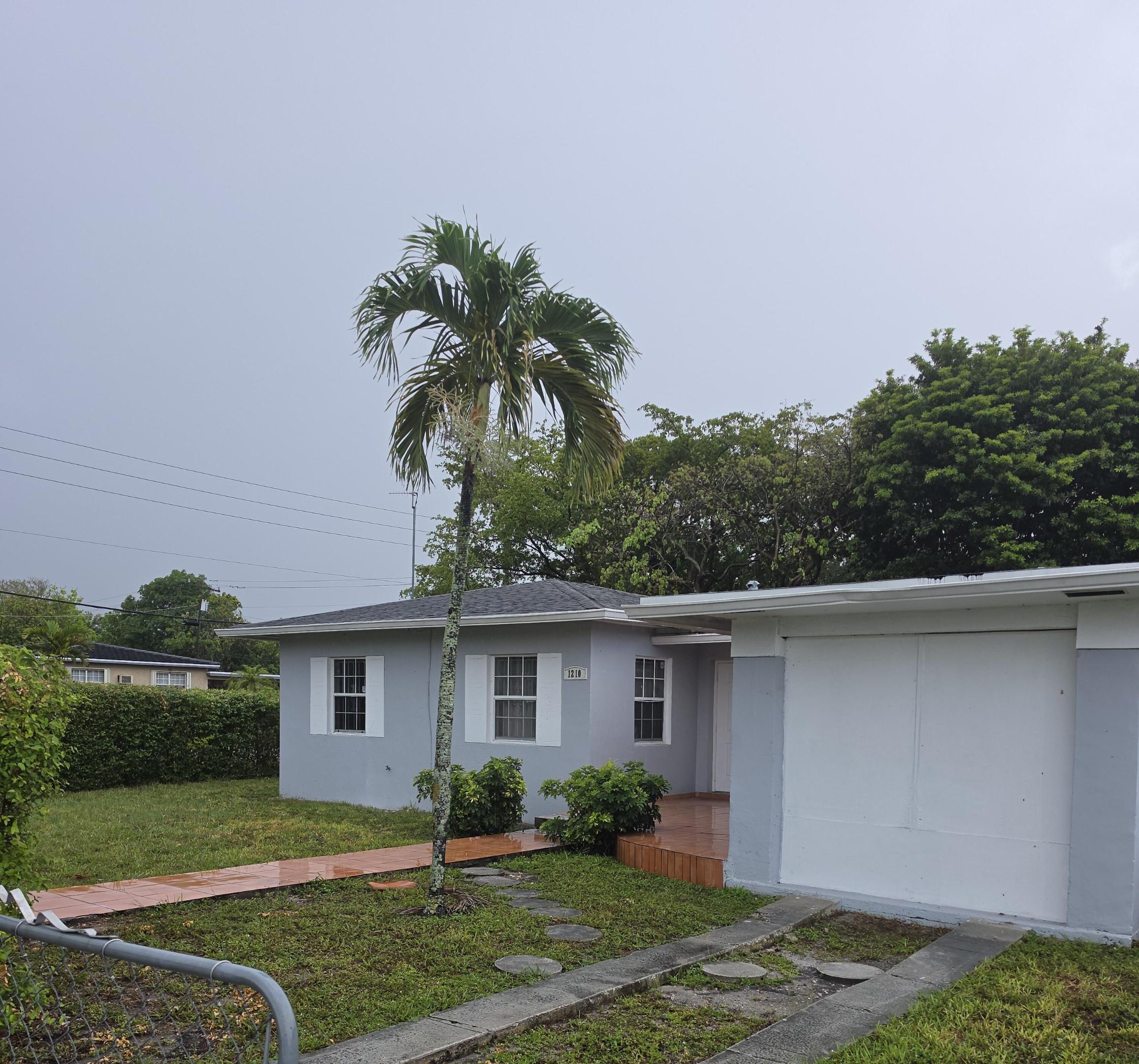 1210 NW 135th St - 1210 NW 135th St, North Miami, FL 33167 Luxury Property | Jose Angel Pina