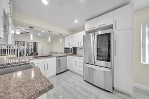 9867 Riverside Dr, Coral Springs, FL 33071 - Photo 9