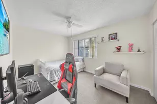 9867 Riverside Dr, Coral Springs, FL 33071 - Photo 19