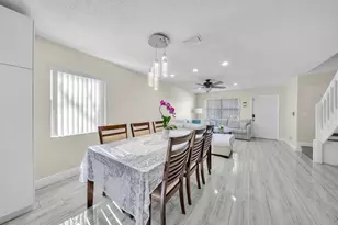 9867 Riverside Dr, Coral Springs, FL 33071 - Photo 7