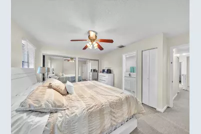 9867 Riverside Drive, Coral Springs, FL 33071 - Photo 15