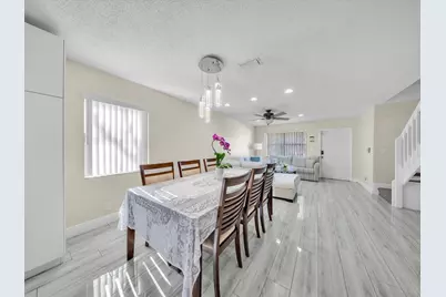 9867 Riverside Drive, Coral Springs, FL 33071 - Photo 7