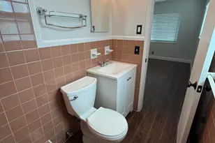 909 NE 10th Ave, Pompano Beach, FL 33060 - Photo 17