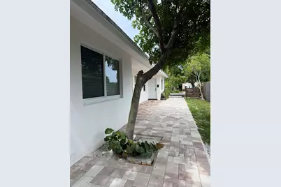 909 NE 10th Avenue #2, Pompano Beach, FL 33060 - Photo 19