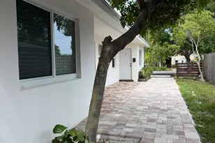 909 NE 10th Ave, Pompano Beach, FL 33060 - Photo 19