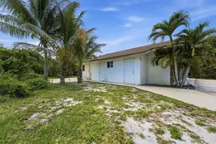 7689 Lawrence Rd, Boynton Beach, FL 33436 - Photo 29