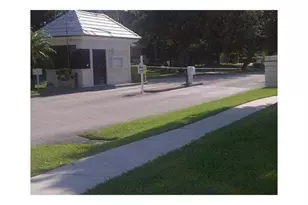 3650 Whitehall Dr, West Palm Beach, FL 33401 - Photo 5