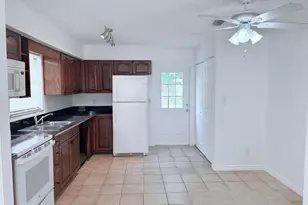 2315 86th Dr, Vero Beach, FL 32966 - Photo 7