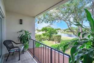 3073 N Palm Aire Dr, Pompano Beach, FL 33069 - Photo 17