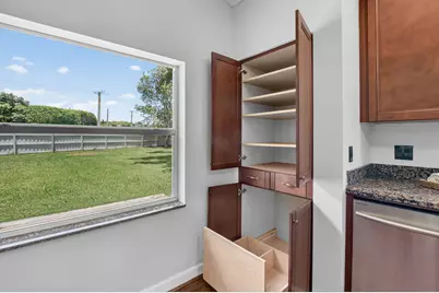 7550 Ironbridge Circle, Delray Beach, FL 33446 - Photo 25