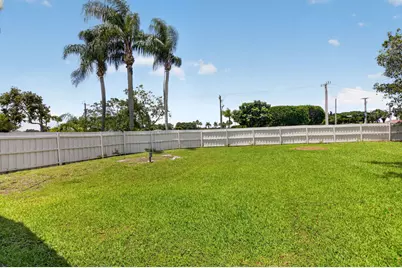 7550 Ironbridge Circle, Delray Beach, FL 33446 - Photo 19