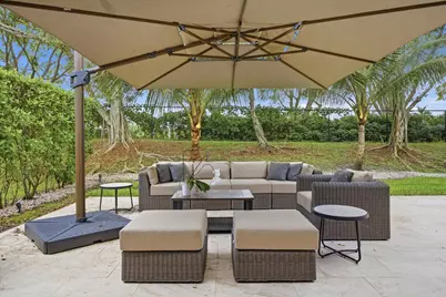 19518 S Whitewater Avenue, Weston, FL 33332 - Photo 3