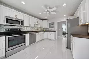 4735 SW Bimini Cir Circle S, Palm City, FL 34990 - Photo 9