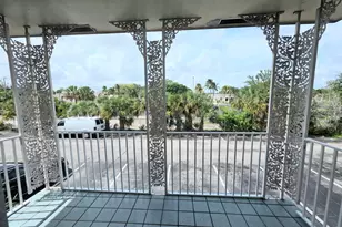 495 SE 8th St, Deerfield Beach, FL 33441 - Photo 15