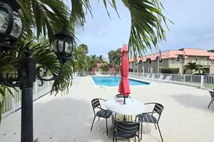 495 SE 8th St, Deerfield Beach, FL 33441 - Photo 5