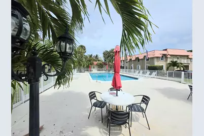 495 SE 8th Street #Apt 237, Deerfield Beach, FL 33441 - Photo 5