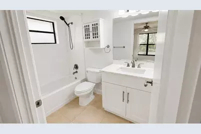 1463 Lake Crystal Drive #G, West Palm Beach, FL 33411 - Photo 11