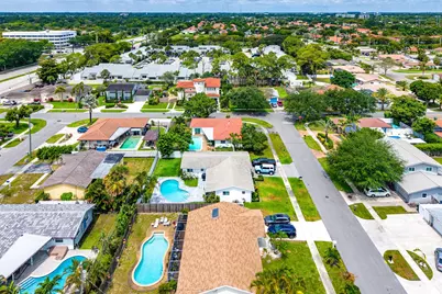 2 Tam O Shanter Lane, Boca Raton, FL 33431 - Photo 41