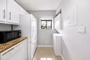 503 Gardens Dr, Pompano Beach, FL 33069 - Photo 5