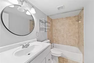 503 Gardens Dr, Pompano Beach, FL 33069 - Photo 9