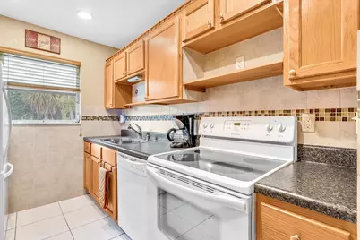840 N High Point Blvd Boulevard N #B, Delray Beach, FL 33445 - Photo 21