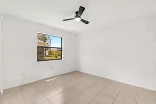 731 SE Majestic Terrace, Port Saint Lucie, FL 34983 - Photo 35