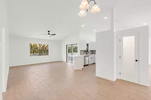 731 SE Majestic Terrace, Port Saint Lucie, FL 34983 - Photo 15