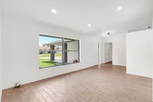 731 SE Majestic Terrace, Port Saint Lucie, FL 34983 - Photo 13