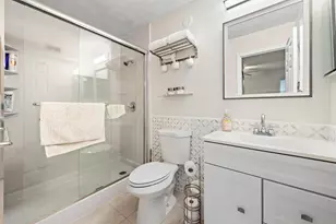 261 Cypress Point Dr, Palm Beach Gardens, FL 33418 - Photo 9