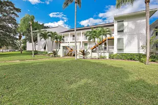 261 Cypress Point Dr, Palm Beach Gardens, FL 33418 - Photo 13