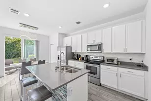 1817 Lake Cove Dr, Lake Worth, FL 33460 - Photo 11