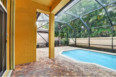 10247 Isle Wynd Court, Boynton Beach, FL 33437 - Photo 15