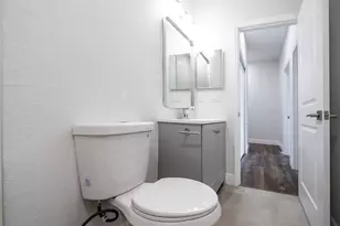 333 NW 41st St, Oakland Park, FL 33309 - Photo 15