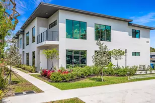 333 NW 41st St, Oakland Park, FL 33309 - Photo 1