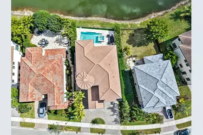 9040 W Watercrest Cir Circle W, Parkland, FL 33076 - Photo 3