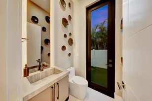 748 NE 72nd St, Boca Raton, FL 33487 - Photo 41