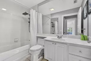8154 Montserrat Pl, Wellington, FL 33414 - Photo 13