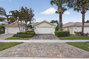 8154 Montserrat Pl, Wellington, FL 33414 - Photo 3