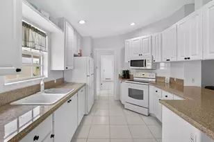 8154 Montserrat Pl, Wellington, FL 33414 - Photo 25